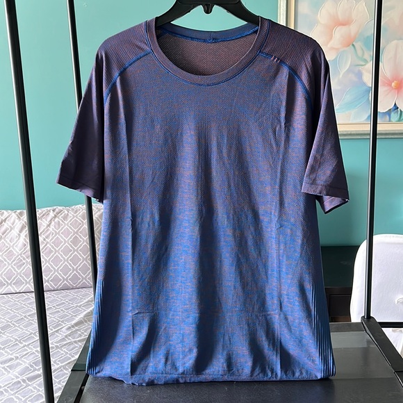 Lululemon Metal Vent Tech Short Sleeve T-Shirt (M) - Picture 2 of 6